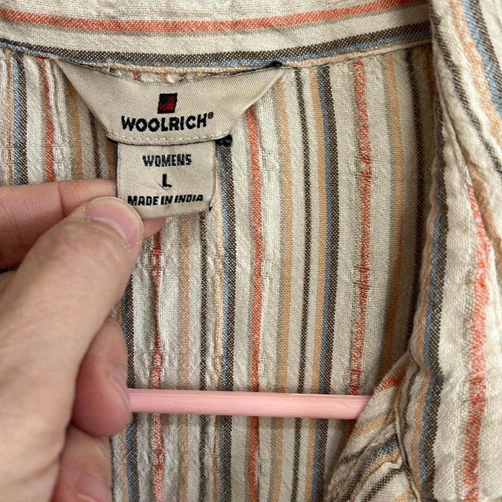 Vintage Woolrich womens button up shirt - Picture 2 of 4